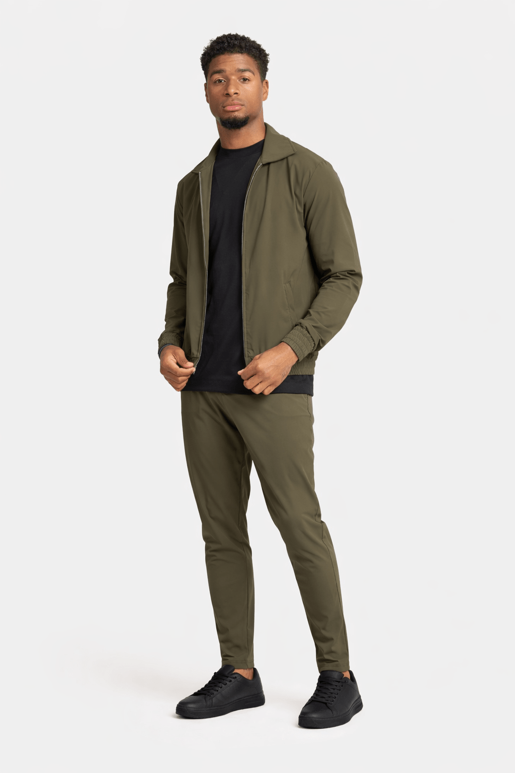 Tech Suit sans capuche · Olive — réf catalogue